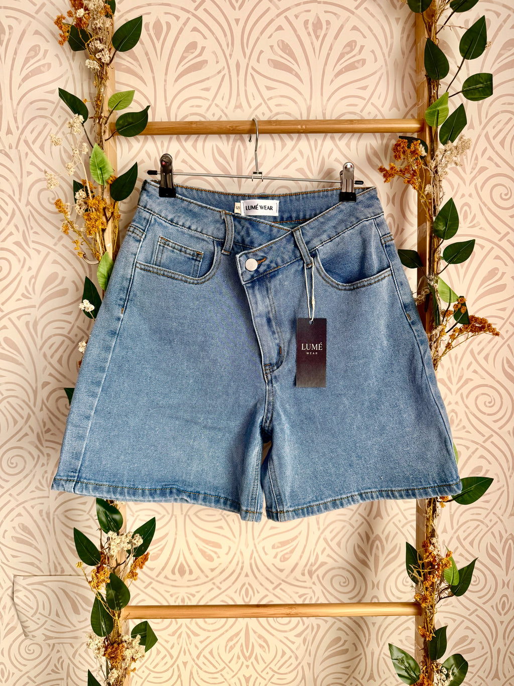 Short Denim