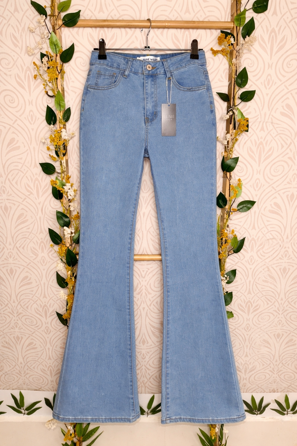 Jeans Flare Cintura Alta